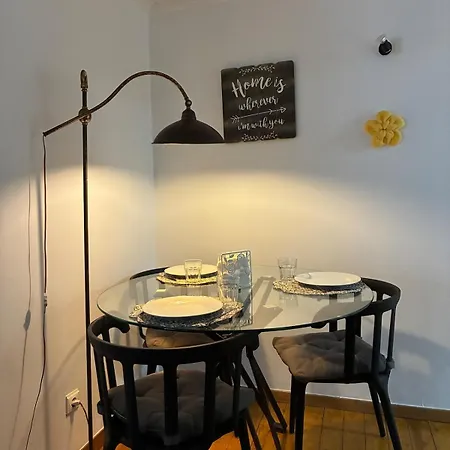 Alfama Summer Balcony Cozy In Historic Heart Lissabon