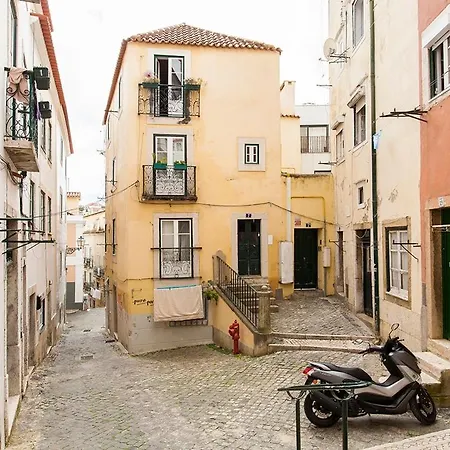Alfama Summer Balcony Cozy In Historic Heart Apartment *